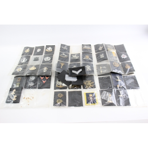 487 - Sealed Set Of Military Badges Lot Inc Cap Badges, Shoulder Titles, Ect