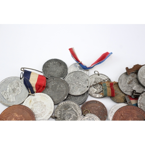 583 - Mixed Royal Antique Medals & Medallions Inc Victorian, 1831 William IV