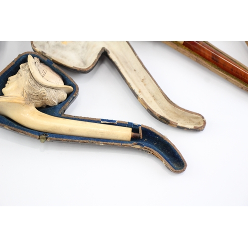 596 - Antique Meerschaum Pipe Hand Carved Cased