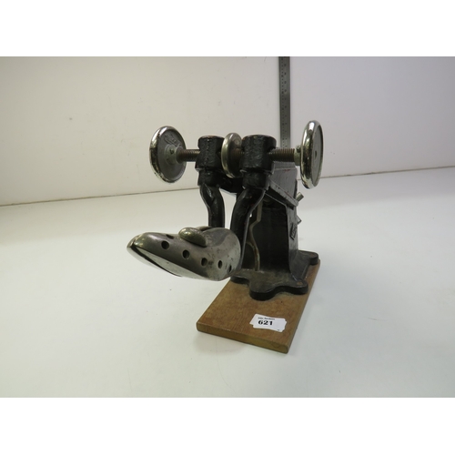 621 - Antique Mechanical shoe stretcher