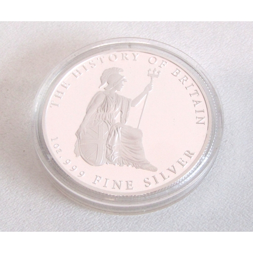 20G - Silver QEII commemorative coin.