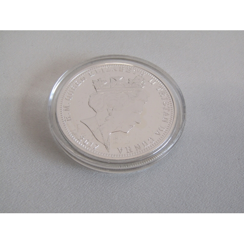 20D - Queen Elizabeth II Sapphire Jubilee silver proof £5 coin with case and certificate.