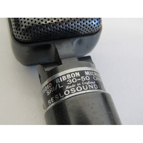 Vintage Studio Ribbon microphone in original wooden fitted box ...
