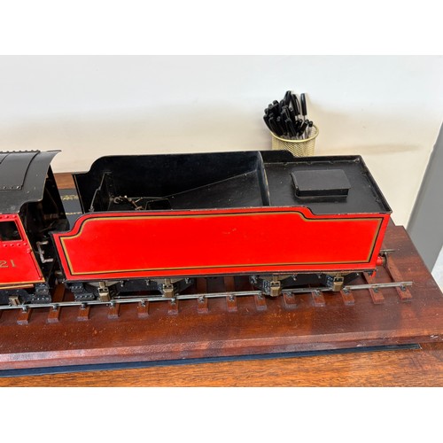 339 - Scratch built model locomotive - 2.5