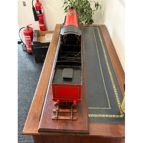 339 - Scratch built model locomotive - 2.5