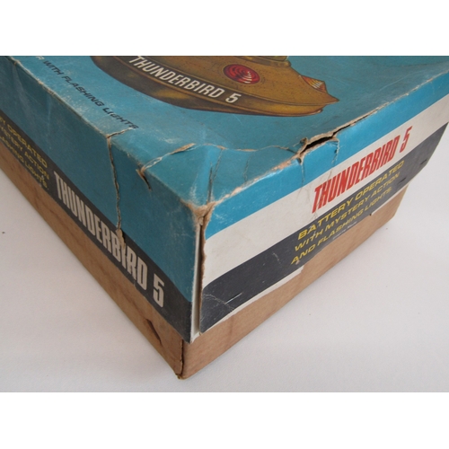 17 - Thunderbird 5 AJR 21 Toy with original box