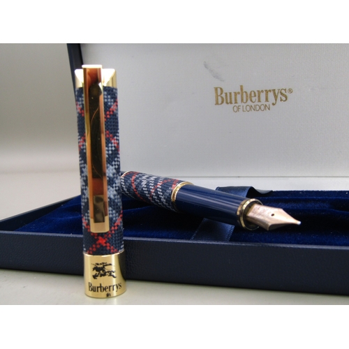 30 - Burberry fountain pen in case