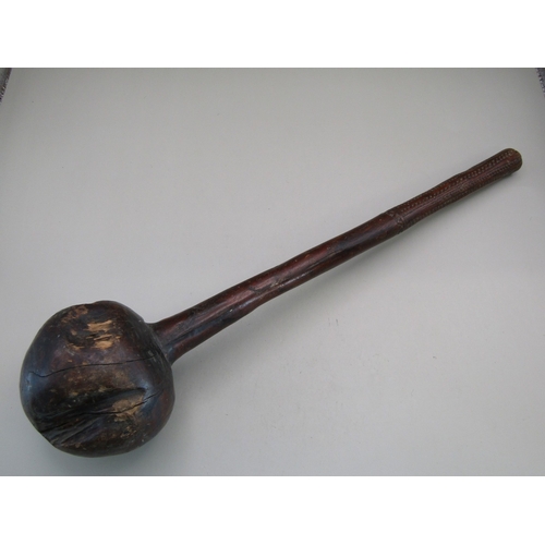 38 - A 19th century Fijian Ula throwing club