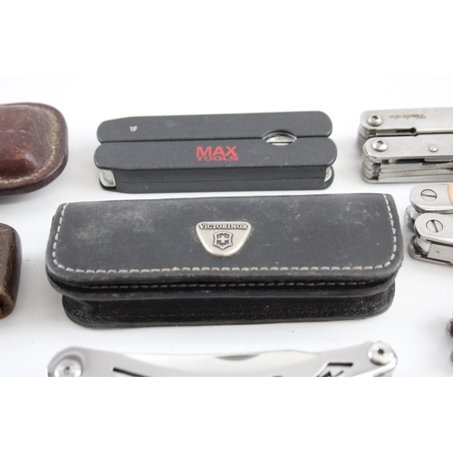 479 - Vintage & Antique Penknife Collection Large Size Inc Victorinox In Leather Case