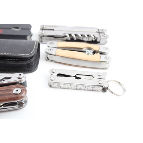479 - Vintage & Antique Penknife Collection Large Size Inc Victorinox In Leather Case