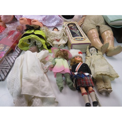 437 - Job lot of assorted dolls