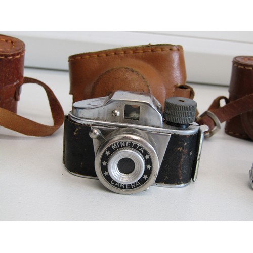 48 - Miniature Minetta camera