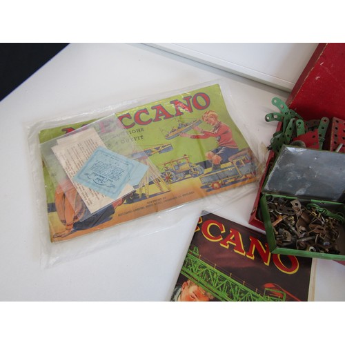 45 - Meccano sets