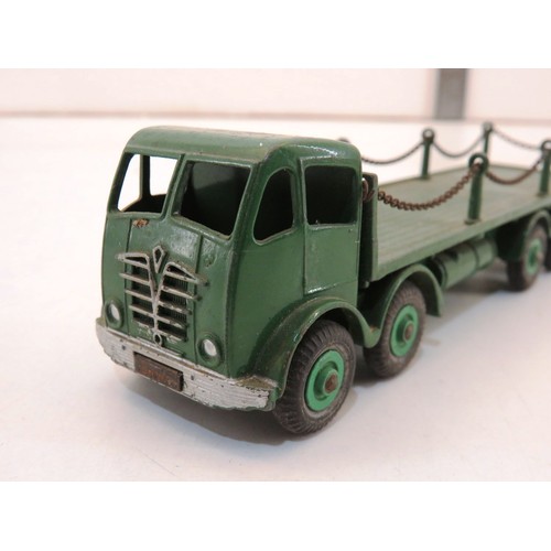 8 - Vintage Dinky Supertoys 905 Green Foden Flat Truck with chains.
