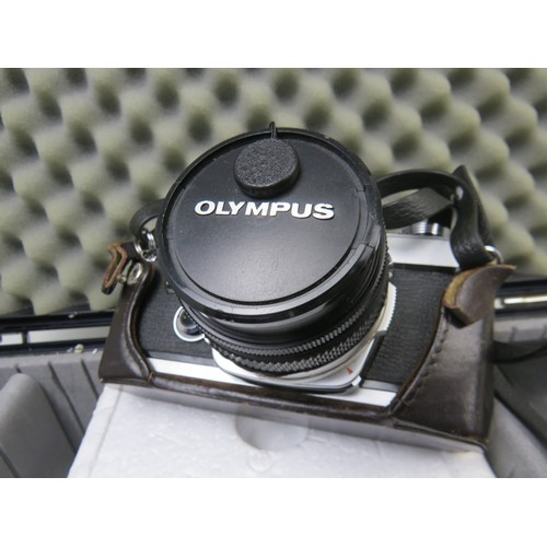51 - Olympus OM camera with lenses and accessories in black flight case