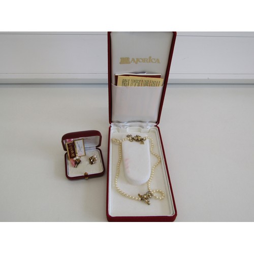 Lot 23        