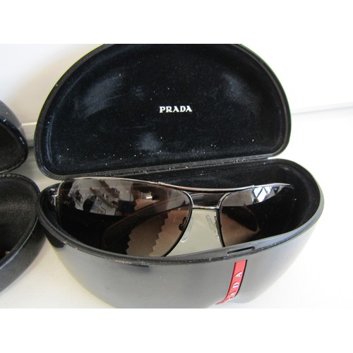 45 - Lot of sunglasses