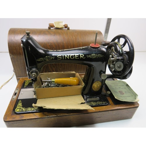 30 - Singer sewing machine