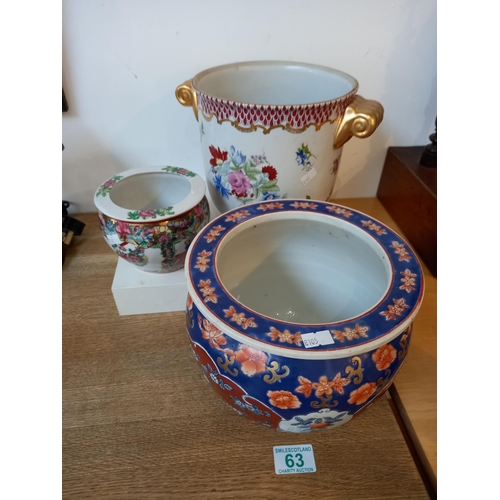 63 - 3 x oriental pots (Japanese)