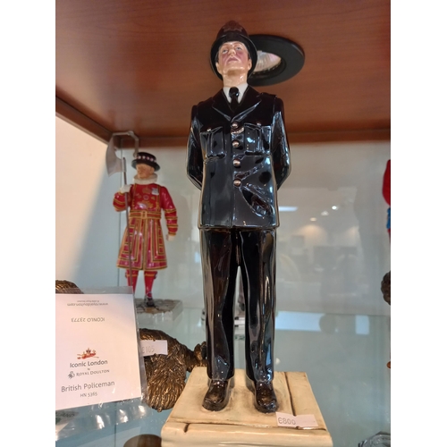 262 - 4x Figurines. Royal Doulton British Policeman HN5365. Royal Doulton Prince William Royal Wedding Day... 