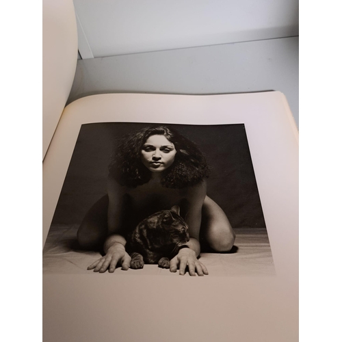 437 - Madonna Nudes 1979 book by Martin Hugo Maximillian Schreiber