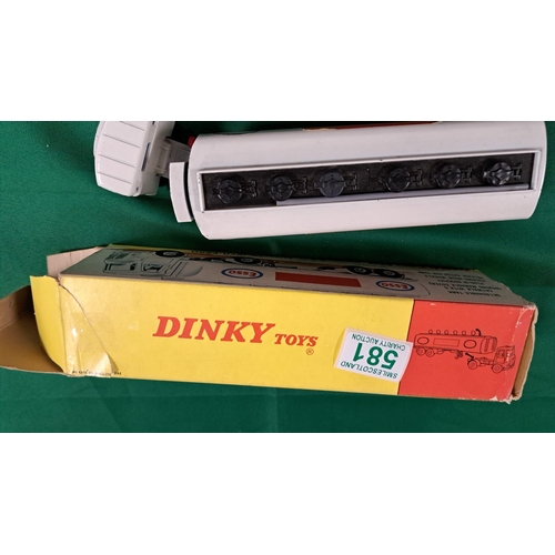 581 - Dinky toys 945 A.E.C. Fuel Tanker esso in original box