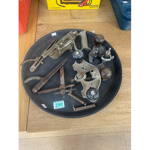 290 - Tray lot Stanley and Record hand routers plus Record 44 plane, etc