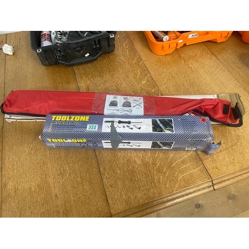 322 - Metal tow bar and dent puller