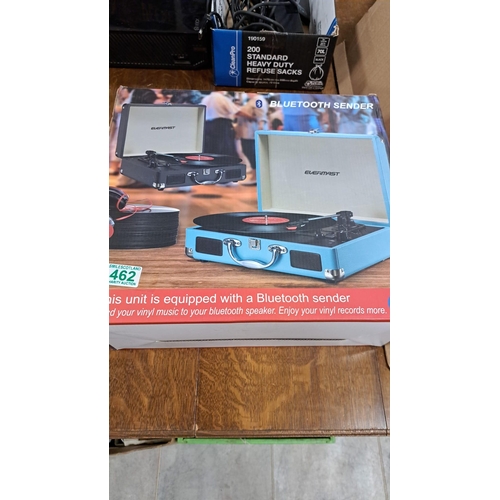 462 - Portable Bluetooth record player