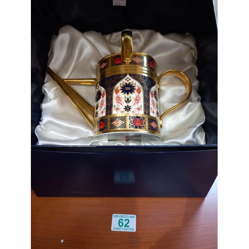 62 - Royal Crown Derby watering can in original box, Old Imari 1128 SGB 19cm H approx. Date MMXI 2011