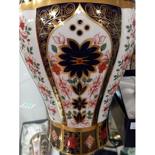 111 - Royal Crown Derby Old Imari vase Date MMIII
2003 approx 30cm high