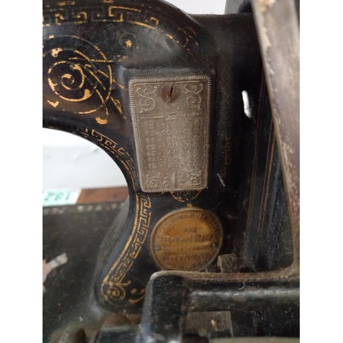 182 - Vintage sewing machine