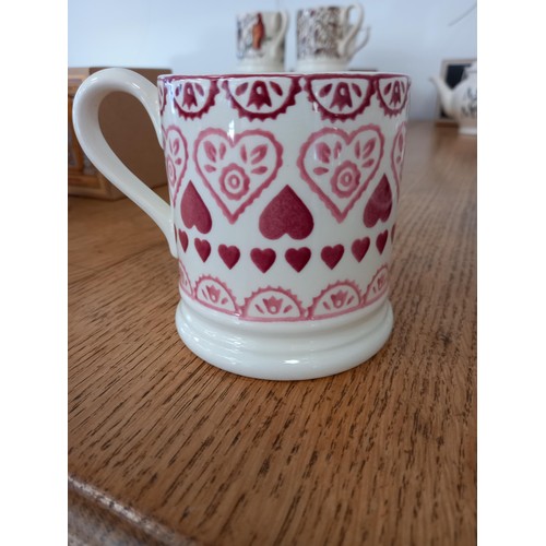Emma Bridgewater large and small plate, and half pint mug (retired design)