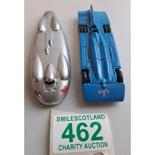 462 - A SELECTION OF TOY CAR MODELS FOR LAND SPEED ETC INCLUDING CORGI TOY 153 CAMPBELL BLUEBIRD