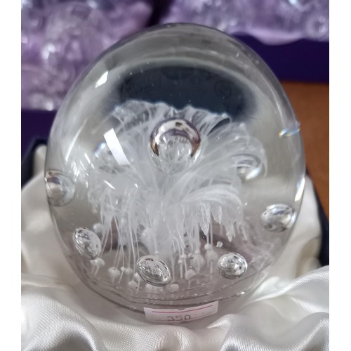 80 - Crystal bowl and paper weight