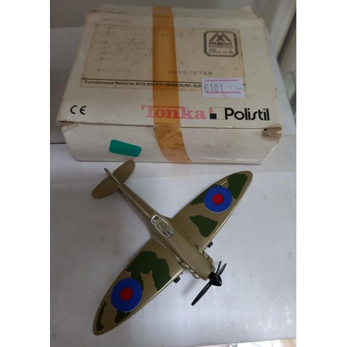 143 - 3 x Vintage collectable aeroplanes 2 by Tonka