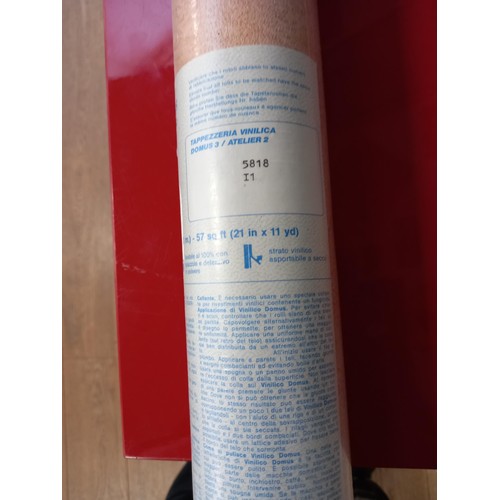 221 - 19 rolls of wallpaper, Domus Parati batch 5814/I1