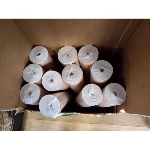 221 - 19 rolls of wallpaper, Domus Parati batch 5814/I1