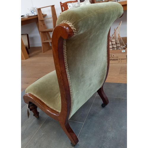 300 - Nursing or slipper chair, lovely condition