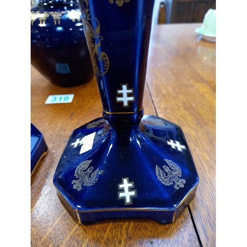 318 - Pair of vintage candlesticks, a/f + blue and gold pot