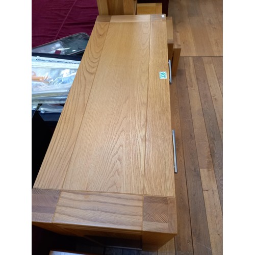 338 - Small oak sideboard with 2 drawers