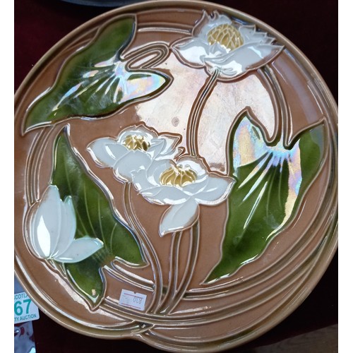 367 - Pair of Villeroy and Boch Schramberg Majolica water lily pattern plates circa 1880