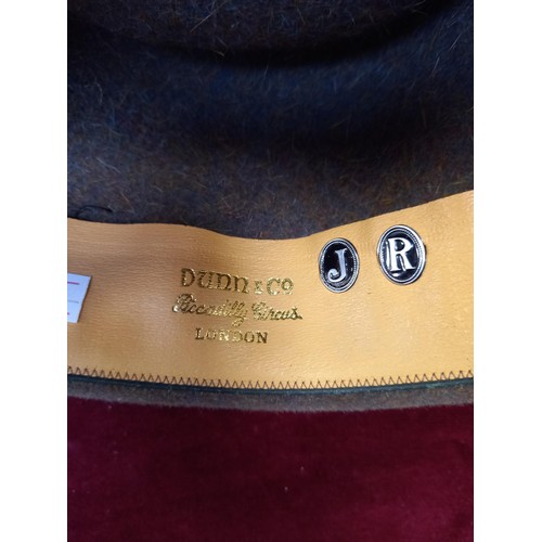 374 - Dunn and Co Piccadilly circus London seal finish hat