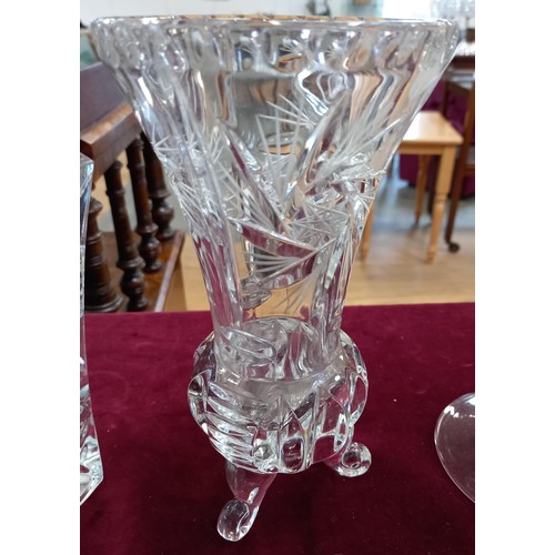 387 - 2 x crystal vases and 2 others