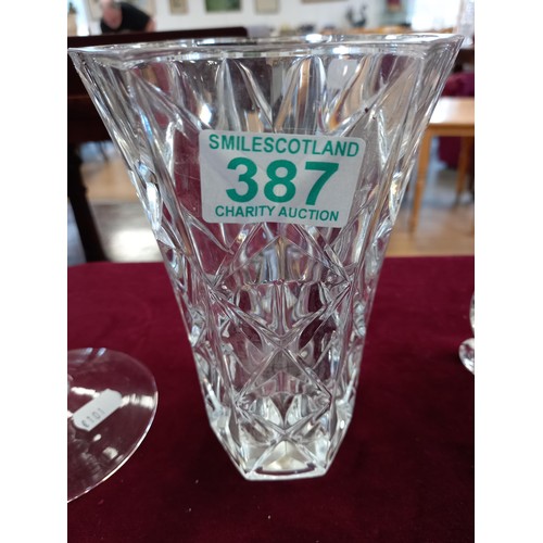 387 - 2 x crystal vases and 2 others