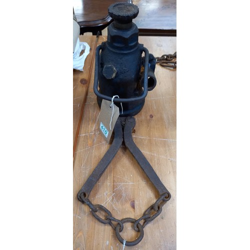 410 - Vintage jack and chain puller