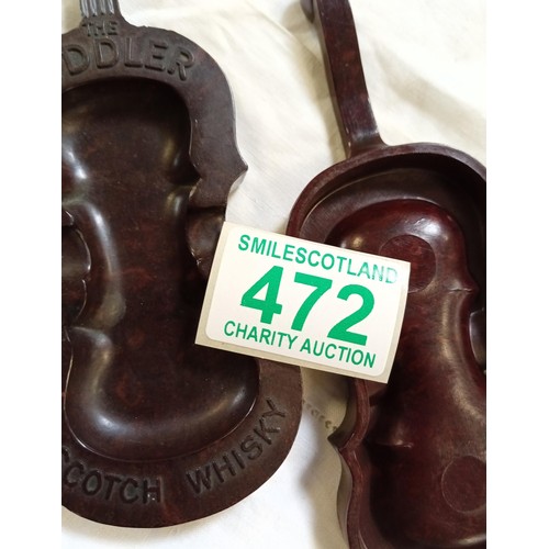 472 - A pair of rare bakelite 'The Fiddler' Scotch whisky ashtrays.