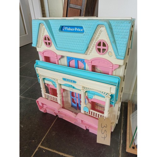 299 - Vintage Fisher-Price dolls house