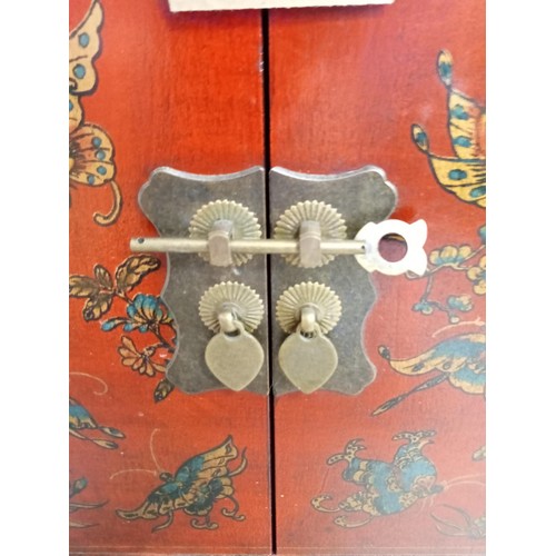 322 - Oriental style small cabinet