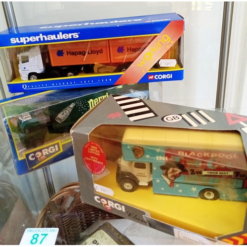 87 - 3 x collectable Corgi lorries